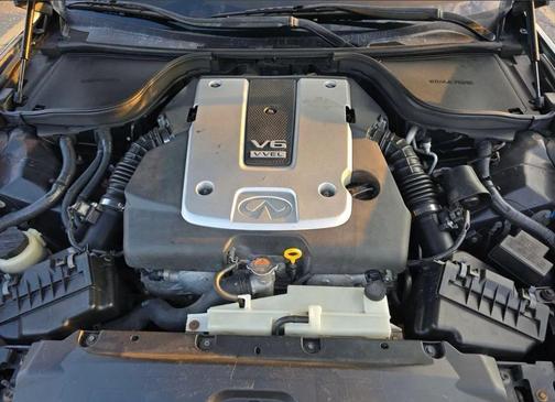 2013 INFINITI G37 Sport