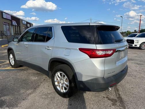 2018 Chevrolet Traverse LS