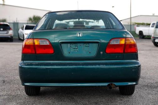 Green 1999 Honda Civic LX