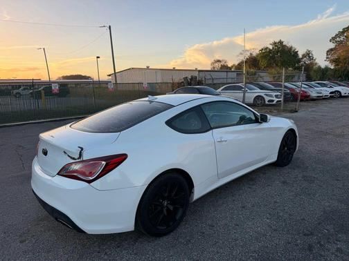 2015 Hyundai Genesis Coupe 3.8 Base