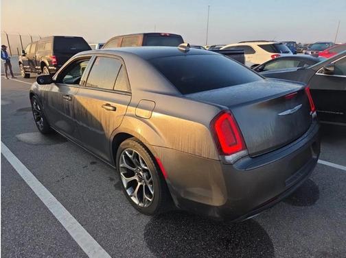 2016 Chrysler 300 S