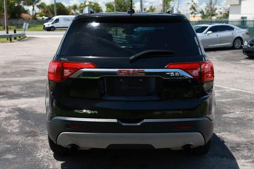 Black 2019 GMC Acadia SLT-1