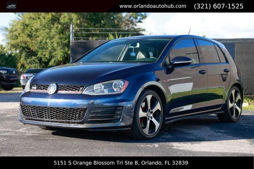 2015 Volkswagen Golf GTI 2.0T SE 4-Door