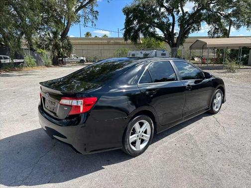 2014 Toyota Camry SE Sport