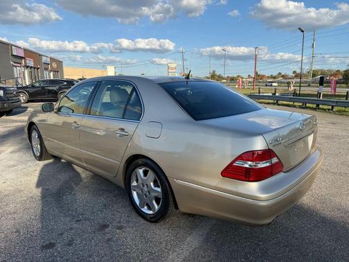 2004 Lexus LS 430 Base