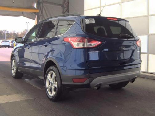 White Platinum Metallic Tri-Coat 2015 Ford Escape SE