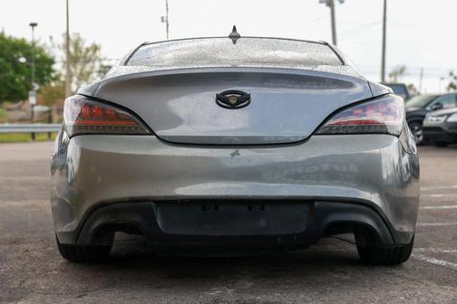 2011 Hyundai Genesis Coupe 2.0T