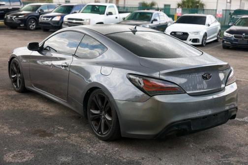 2011 Hyundai Genesis Coupe 2.0T