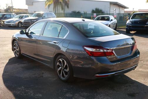 2017 Honda Accord EX