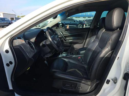 2011 Nissan Maxima SV