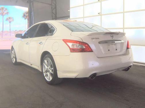 2011 Nissan Maxima SV