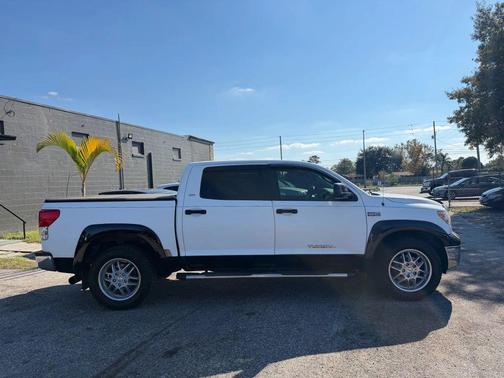 2011 Toyota Tundra Grade