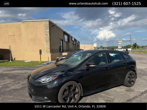 Tuxedo Black 2013 Ford Focus ST