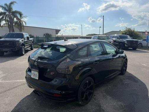 Tuxedo Black 2013 Ford Focus ST