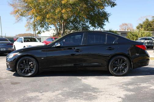 2015 INFINITI Q50 Premium