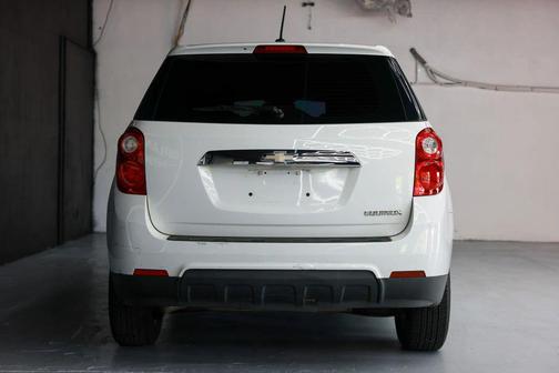 White 2015 Chevrolet Equinox LS