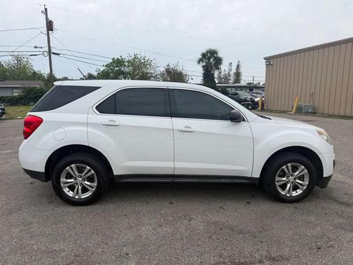 White 2015 Chevrolet Equinox LS