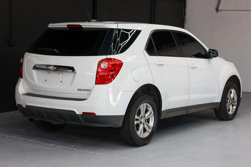 White 2015 Chevrolet Equinox LS