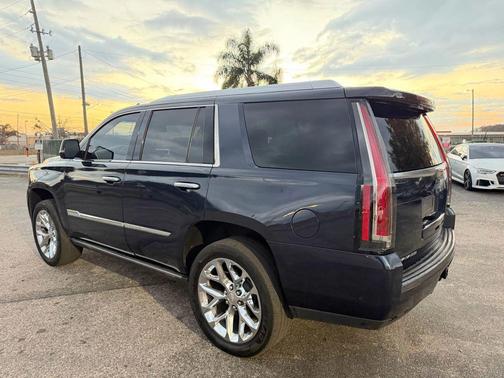 2017 Cadillac Escalade Premium Luxury