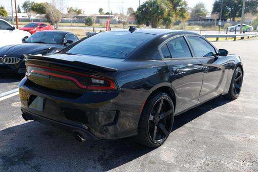 2017 Dodge Charger R/T