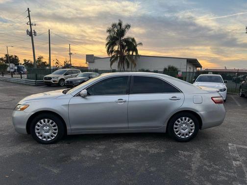 2007 Toyota Camry LE
