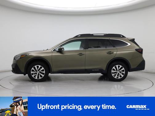 Green 2022 Subaru Outback Premium