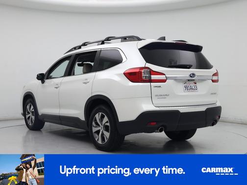 White 2022 Subaru Ascent Premium