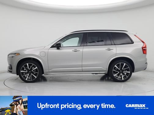 2023 Volvo XC90 Recharge Plug-In Hybrid T8 Plus Dark Theme