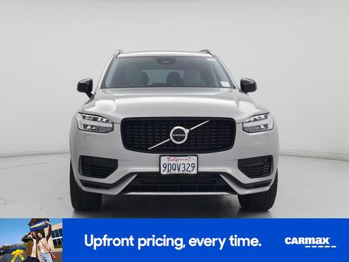 2023 Volvo XC90 Recharge Plug-In Hybrid T8 Plus Dark Theme