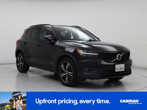 Black 2020 Volvo XC40 T5 R-Design