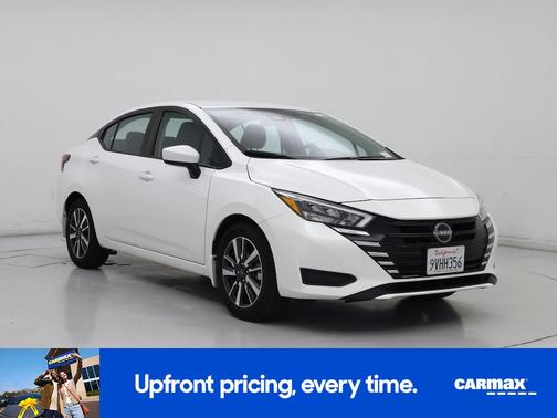 White 2025 Nissan Versa SV