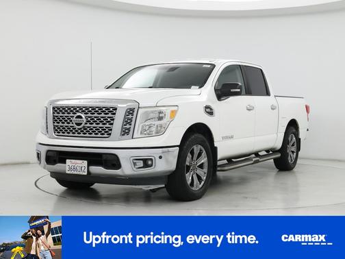 2017 Nissan Titan SV