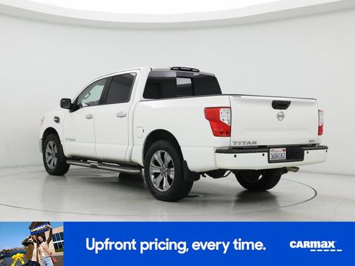 2017 Nissan Titan SV