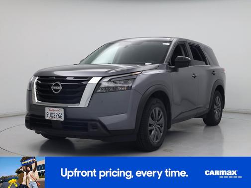 Gray 2024 Nissan Pathfinder S
