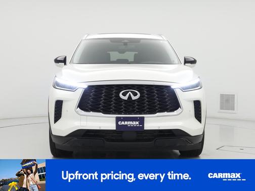 White 2025 INFINITI QX60 Luxe
