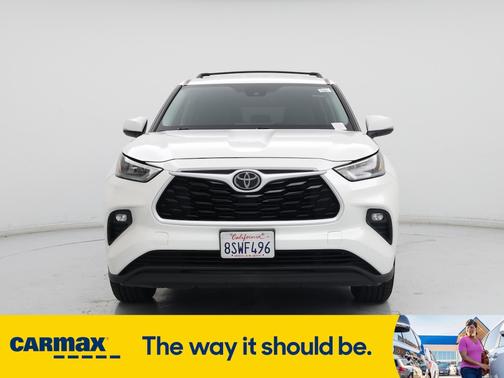 2020 Toyota Highlander LE