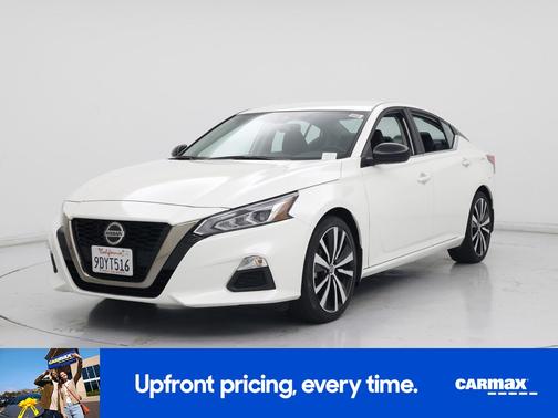 2022 Nissan Altima SR