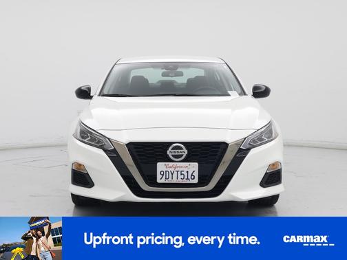 2022 Nissan Altima SR