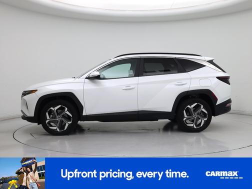 White 2022 Hyundai TUCSON SEL