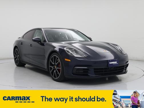 2018 Porsche Panamera 4S