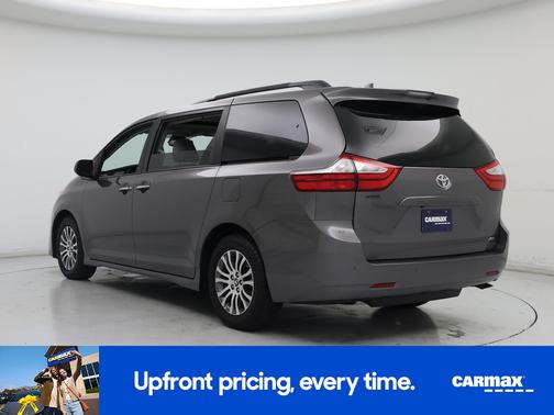 2018 Toyota Sienna XLE