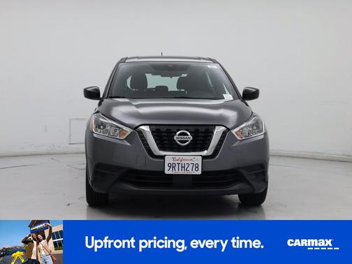 Gray 2020 Nissan Kicks S