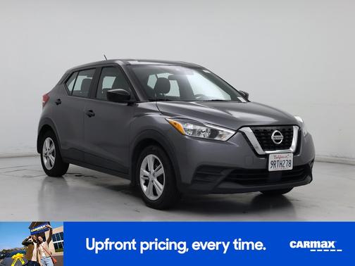 Gray 2020 Nissan Kicks S