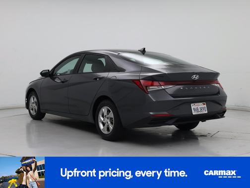 Gray 2023 Hyundai ELANTRA SE
