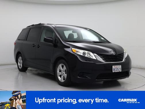Black 2015 Toyota Sienna LE