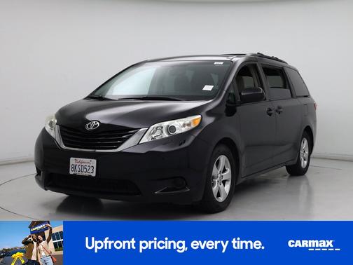 Black 2015 Toyota Sienna LE