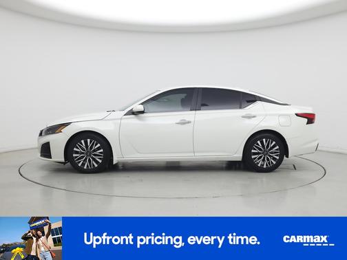 2023 Nissan Altima SV