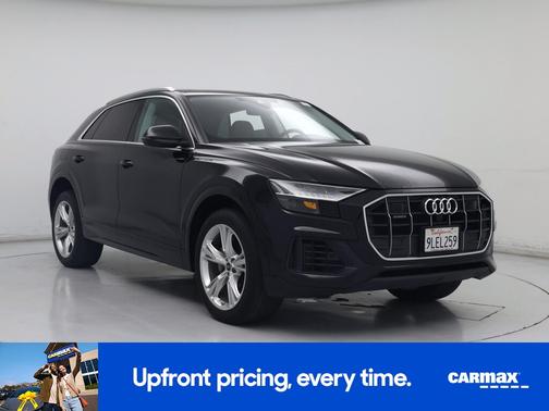 Black 2023 Audi Q8 Premium