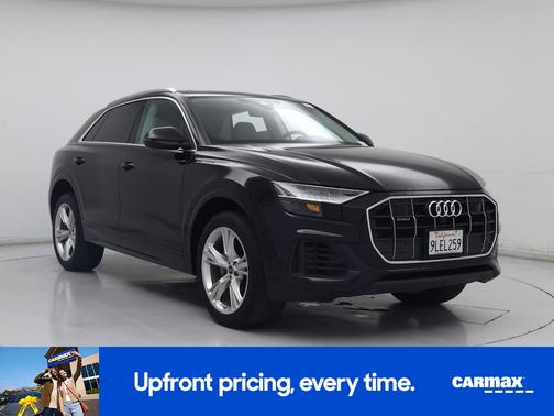Black 2023 Audi Q8 Premium