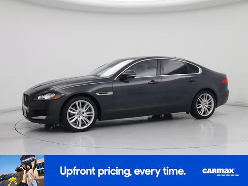 2016 Jaguar XF Prestige